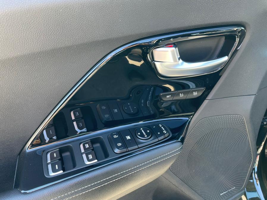 Used Kia Niro Plug-In Hybrid EX Premium 2019 | Green Light Auto Wholesale. Daly City, California Used Kia Niro Plug-In Hybrid EX Premium 2019 | Green Light Auto Wholesale. Daly City, California