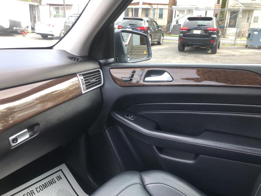 2015 Mercedes-Benz M-Class 4MATIC 4dr ML 350, available for sale in Irvington , New Jersey | Auto Haus of Irvington Corp. Irvington , New Jersey 2015 Mercedes-Benz M-Class 4MATIC 4dr ML 350, available for sale in Irvington , New Jersey | Auto Haus of Irvington Corp. Irvington , New Jersey