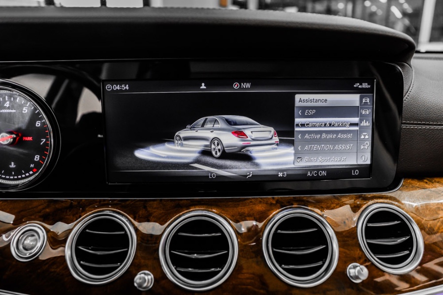 Used Mercedes-Benz E-Class E 300 4MATIC Sedan 2018 | 26 Motors Long Island. ELMONT, New York Used Mercedes-Benz E-Class E 300 4MATIC Sedan 2018 | 26 Motors Long Island. ELMONT, New York