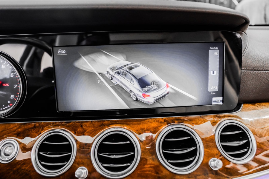Used Mercedes-Benz E-Class E 300 4MATIC Sedan 2018 | 26 Motors Long Island. ELMONT, New York Used Mercedes-Benz E-Class E 300 4MATIC Sedan 2018 | 26 Motors Long Island. ELMONT, New York