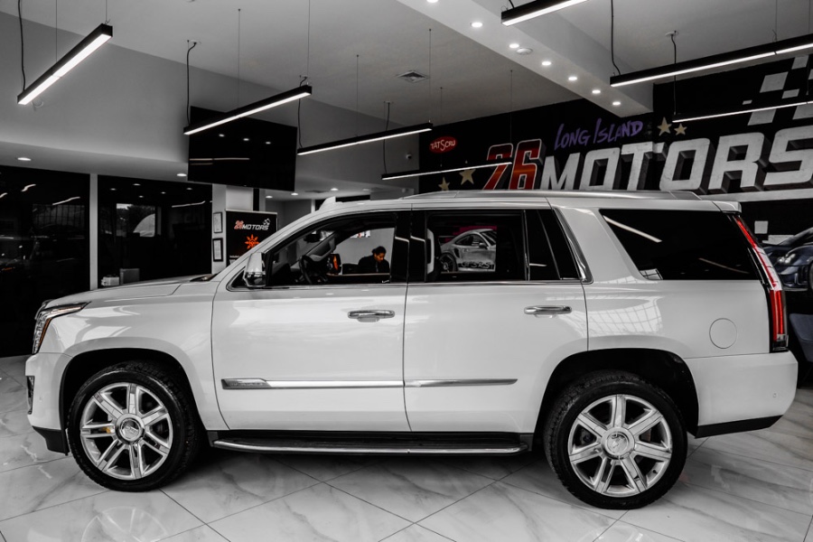 2018 Cadillac Escalade 4WD 4dr Luxury, available for sale in ELMONT, New York | 26 Motors Long Island. ELMONT, New York 2018 Cadillac Escalade 4WD 4dr Luxury, available for sale in ELMONT, New York | 26 Motors Long Island. ELMONT, New York