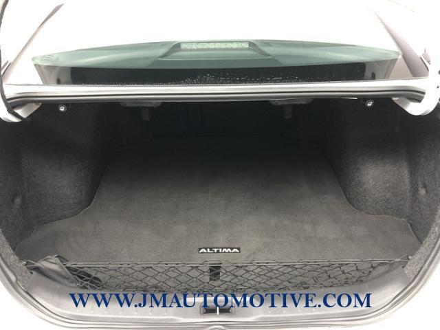2019 Nissan Altima 2.5 SR Sedan, available for sale in Naugatuck, Connecticut | J&M Automotive Sls&Svc LLC. Naugatuck, Connecticut 2019 Nissan Altima 2.5 SR Sedan, available for sale in Naugatuck, Connecticut | J&M Automotive Sls&Svc LLC. Naugatuck, Connecticut