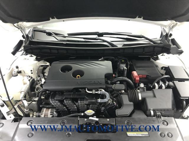 2019 Nissan Altima 2.5 SR Sedan, available for sale in Naugatuck, Connecticut | J&M Automotive Sls&Svc LLC. Naugatuck, Connecticut 2019 Nissan Altima 2.5 SR Sedan, available for sale in Naugatuck, Connecticut | J&M Automotive Sls&Svc LLC. Naugatuck, Connecticut