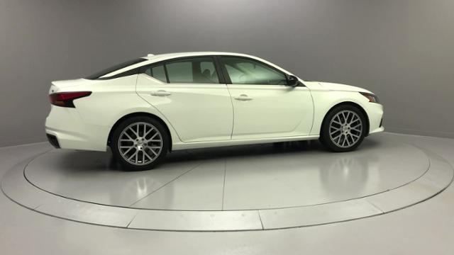 2019 Nissan Altima 2.5 SR Sedan, available for sale in Naugatuck, Connecticut | J&M Automotive Sls&Svc LLC. Naugatuck, Connecticut 2019 Nissan Altima 2.5 SR Sedan, available for sale in Naugatuck, Connecticut | J&M Automotive Sls&Svc LLC. Naugatuck, Connecticut