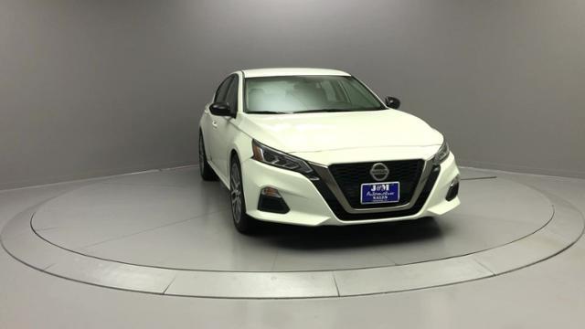 2019 Nissan Altima 2.5 SR Sedan, available for sale in Naugatuck, Connecticut | J&M Automotive Sls&Svc LLC. Naugatuck, Connecticut 2019 Nissan Altima 2.5 SR Sedan, available for sale in Naugatuck, Connecticut | J&M Automotive Sls&Svc LLC. Naugatuck, Connecticut