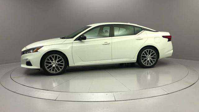 2019 Nissan Altima 2.5 SR Sedan, available for sale in Naugatuck, Connecticut | J&M Automotive Sls&Svc LLC. Naugatuck, Connecticut 2019 Nissan Altima 2.5 SR Sedan, available for sale in Naugatuck, Connecticut | J&M Automotive Sls&Svc LLC. Naugatuck, Connecticut
