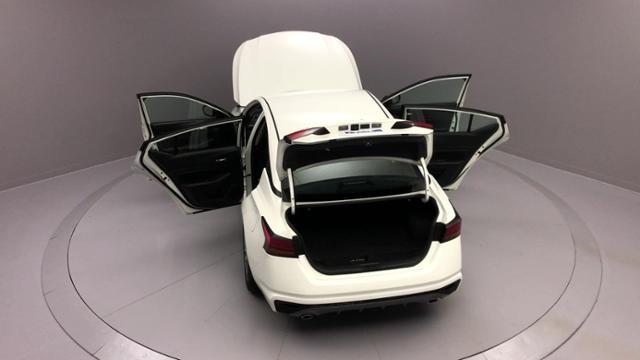 2019 Nissan Altima 2.5 SR Sedan, available for sale in Naugatuck, Connecticut | J&M Automotive Sls&Svc LLC. Naugatuck, Connecticut 2019 Nissan Altima 2.5 SR Sedan, available for sale in Naugatuck, Connecticut | J&M Automotive Sls&Svc LLC. Naugatuck, Connecticut