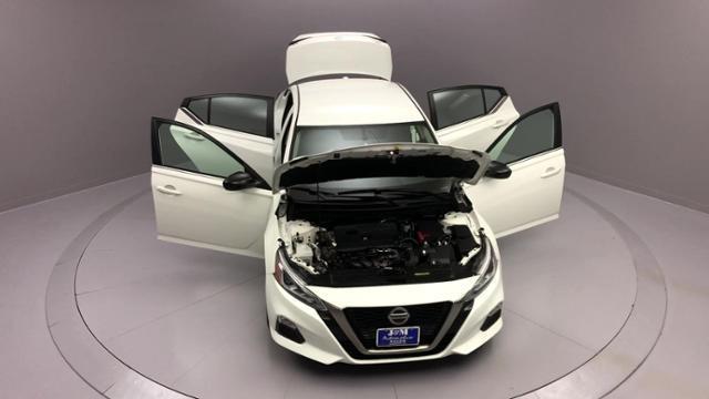 2019 Nissan Altima 2.5 SR Sedan, available for sale in Naugatuck, Connecticut | J&M Automotive Sls&Svc LLC. Naugatuck, Connecticut 2019 Nissan Altima 2.5 SR Sedan, available for sale in Naugatuck, Connecticut | J&M Automotive Sls&Svc LLC. Naugatuck, Connecticut