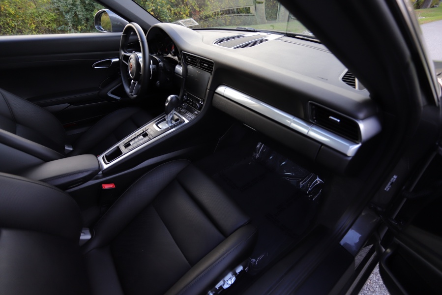 2017 Porsche 911 Carrera C4S, available for sale in North Salem, New York | Meccanic Shop North Inc. North Salem, New York 2017 Porsche 911 Carrera C4S, available for sale in North Salem, New York | Meccanic Shop North Inc. North Salem, New York