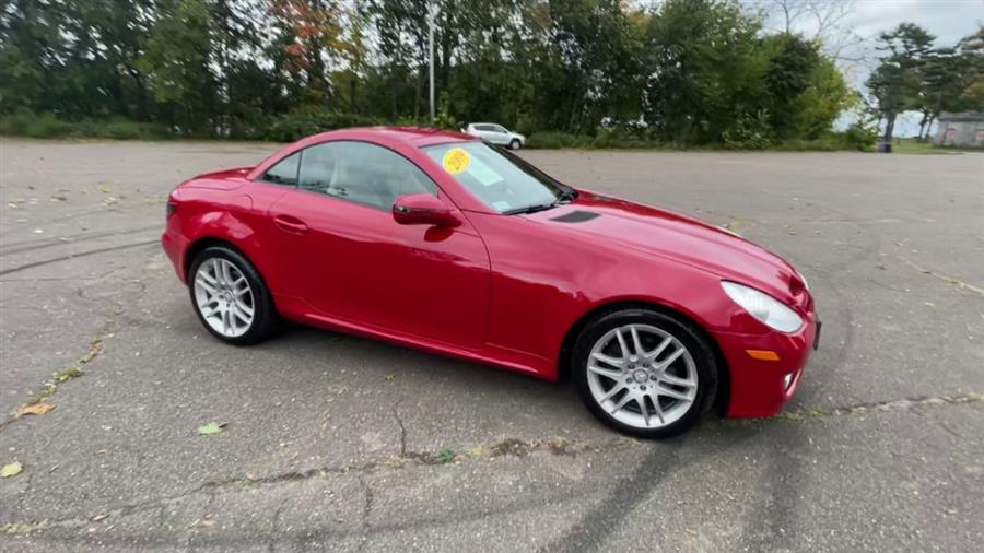 Used Mercedes-Benz SLK-Class 2dr Roadster 3.0L 2009 | Wiz Leasing Inc. Stratford, Connecticut Used Mercedes-Benz SLK-Class 2dr Roadster 3.0L 2009 | Wiz Leasing Inc. Stratford, Connecticut