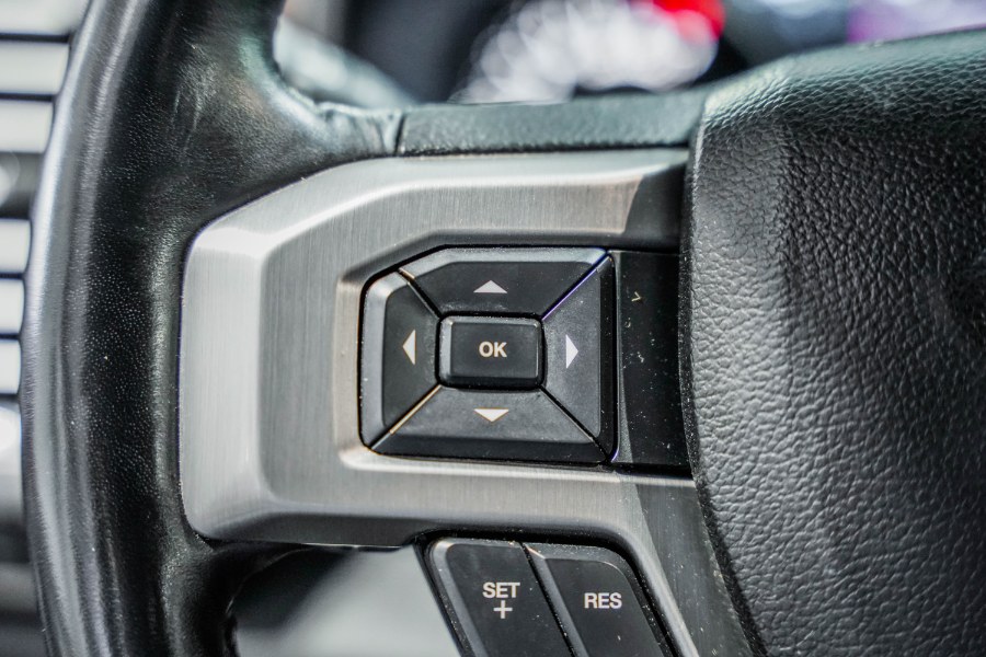 Used Ford F-150 Platinum 4WD SuperCrew 5.5'' Box 2018 | 26 Motors Corp. Bronx, New York Used Ford F-150 Platinum 4WD SuperCrew 5.5'' Box 2018 | 26 Motors Corp. Bronx, New York