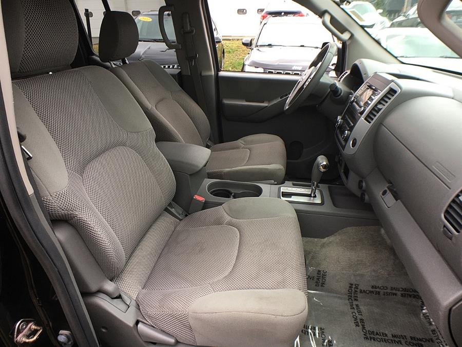 Used Nissan Frontier 4WD Crew Cab SWB Auto SL 2014 | Smart Buy Auto Sales, LLC. Wallingford, Connecticut Used Nissan Frontier 4WD Crew Cab SWB Auto SL 2014 | Smart Buy Auto Sales, LLC. Wallingford, Connecticut
