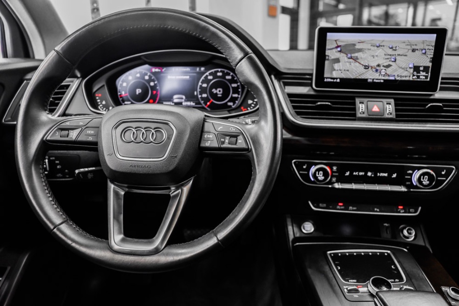 Used Audi Q5 2.0 TFSI Tech Premium Plus 2018 | 26 Motors Long Island. ELMONT, New York Used Audi Q5 2.0 TFSI Tech Premium Plus 2018 | 26 Motors Long Island. ELMONT, New York