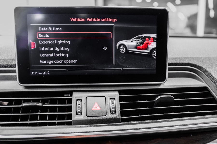 Used Audi Q5 2.0 TFSI Tech Premium Plus 2018 | 26 Motors Long Island. ELMONT, New York Used Audi Q5 2.0 TFSI Tech Premium Plus 2018 | 26 Motors Long Island. ELMONT, New York