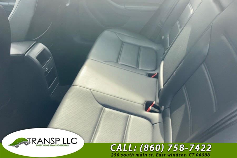Used Volkswagen Jetta Sedan 4dr Auto 1.8T SE PZEV 2015 | Trans P LLC. East Windsor, Connecticut Used Volkswagen Jetta Sedan 4dr Auto 1.8T SE PZEV 2015 | Trans P LLC. East Windsor, Connecticut