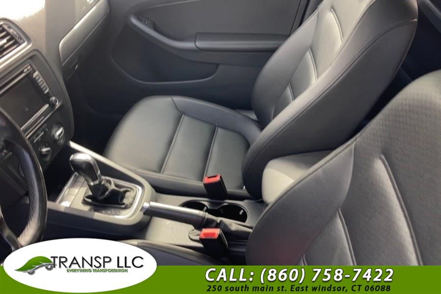 Used Volkswagen Jetta Sedan 4dr Auto 1.8T SE PZEV 2015 | Trans P LLC. East Windsor, Connecticut Used Volkswagen Jetta Sedan 4dr Auto 1.8T SE PZEV 2015 | Trans P LLC. East Windsor, Connecticut