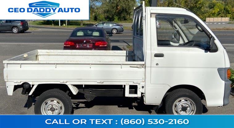 1995 Daihatsu Hijet Mini truck, available for sale in Online only, Connecticut | CEO DADDY AUTO. Online only, Connecticut 1995 Daihatsu Hijet Mini truck, available for sale in Online only, Connecticut | CEO DADDY AUTO. Online only, Connecticut