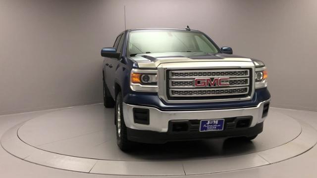 2015 GMC Sierra 1500 4WD Crew Cab 143.5 SLE, available for sale in Naugatuck, Connecticut | J&M Automotive Sls&Svc LLC. Naugatuck, Connecticut 2015 GMC Sierra 1500 4WD Crew Cab 143.5 SLE, available for sale in Naugatuck, Connecticut | J&M Automotive Sls&Svc LLC. Naugatuck, Connecticut