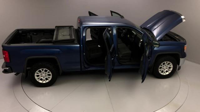 2015 GMC Sierra 1500 4WD Crew Cab 143.5 SLE, available for sale in Naugatuck, Connecticut | J&M Automotive Sls&Svc LLC. Naugatuck, Connecticut 2015 GMC Sierra 1500 4WD Crew Cab 143.5 SLE, available for sale in Naugatuck, Connecticut | J&M Automotive Sls&Svc LLC. Naugatuck, Connecticut