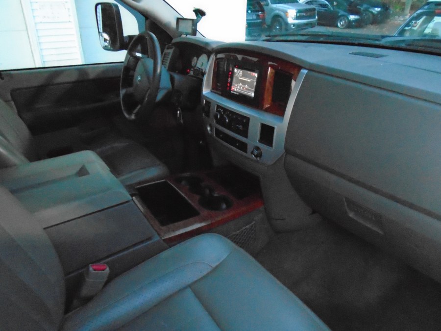 2006 Dodge Ram 3500 4dr Mega Cab 160.5 SRW 4WD Laramie, available for sale in Waterbury, Connecticut | Jim Juliani Motors. Waterbury, Connecticut 2006 Dodge Ram 3500 4dr Mega Cab 160.5 SRW 4WD Laramie, available for sale in Waterbury, Connecticut | Jim Juliani Motors. Waterbury, Connecticut