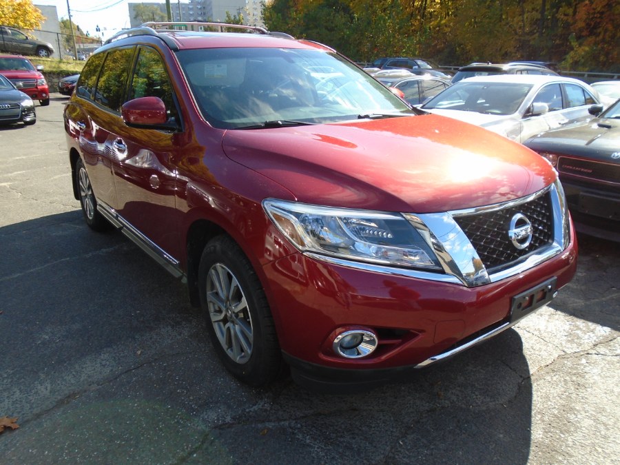 2014 Nissan Pathfinder 4WD 4dr S, available for sale in Waterbury, Connecticut | Jim Juliani Motors. Waterbury, Connecticut 2014 Nissan Pathfinder 4WD 4dr S, available for sale in Waterbury, Connecticut | Jim Juliani Motors. Waterbury, Connecticut