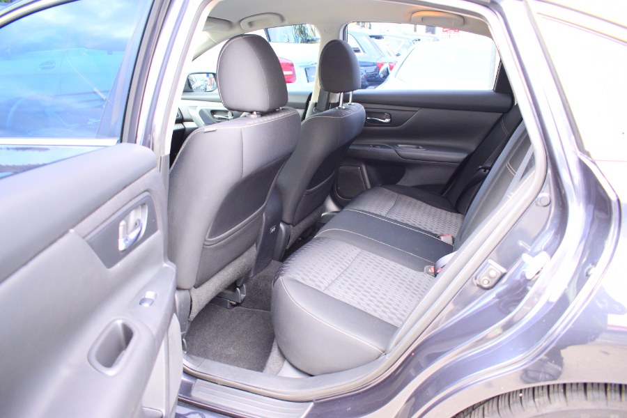 Used Nissan Altima 2.5 S Sedan 2018 | Hillside Auto Mall Inc.. Jamaica, New York Used Nissan Altima 2.5 S Sedan 2018 | Hillside Auto Mall Inc.. Jamaica, New York