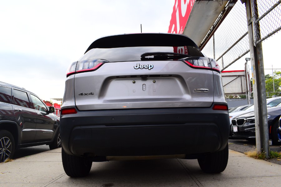 Used Jeep Cherokee Latitude Plus 4x4 2019 | Hillside Auto Mall Inc.. Jamaica, New York Used Jeep Cherokee Latitude Plus 4x4 2019 | Hillside Auto Mall Inc.. Jamaica, New York