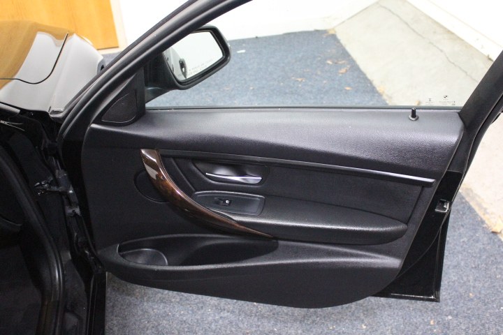 2015 BMW 3 Series 4dr Sdn 328i xDrive AWD SULEV, available for sale in Plainville, Connecticut | New England Auto Sales LLC. Plainville, Connecticut 2015 BMW 3 Series 4dr Sdn 328i xDrive AWD SULEV, available for sale in Plainville, Connecticut | New England Auto Sales LLC. Plainville, Connecticut