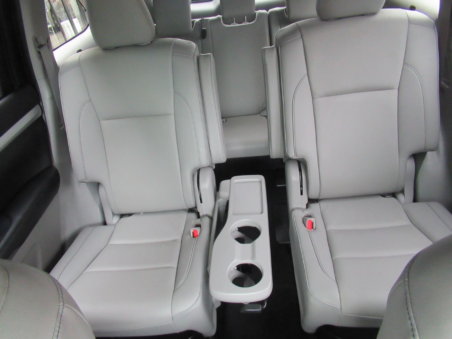 Used Toyota Highlander XLE AWD (Natl) 2020 | Pepmore Auto Sales Inc.. Woodside, New York Used Toyota Highlander XLE AWD (Natl) 2020 | Pepmore Auto Sales Inc.. Woodside, New York