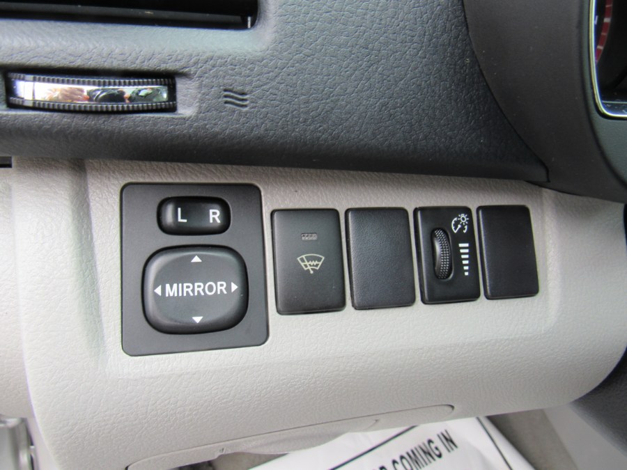 2010 Toyota Highlander SE, available for sale in Worcester, Massachusetts | Hilario's Auto Sales Inc.. Worcester, Massachusetts 2010 Toyota Highlander SE, available for sale in Worcester, Massachusetts | Hilario's Auto Sales Inc.. Worcester, Massachusetts