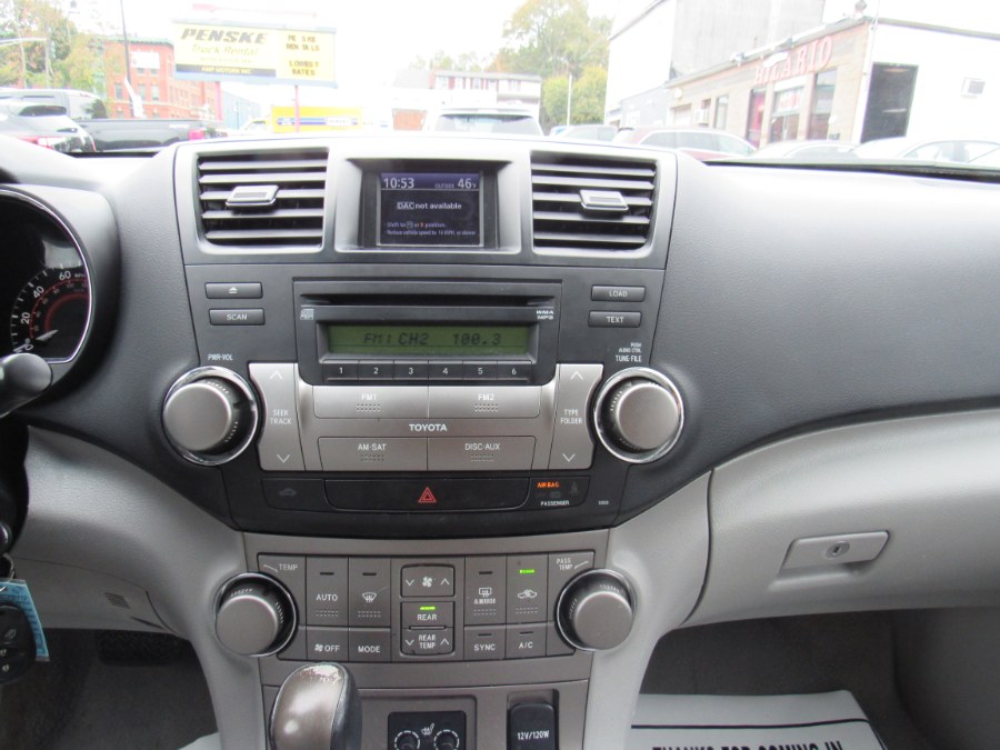 2010 Toyota Highlander SE, available for sale in Worcester, Massachusetts | Hilario's Auto Sales Inc.. Worcester, Massachusetts 2010 Toyota Highlander SE, available for sale in Worcester, Massachusetts | Hilario's Auto Sales Inc.. Worcester, Massachusetts