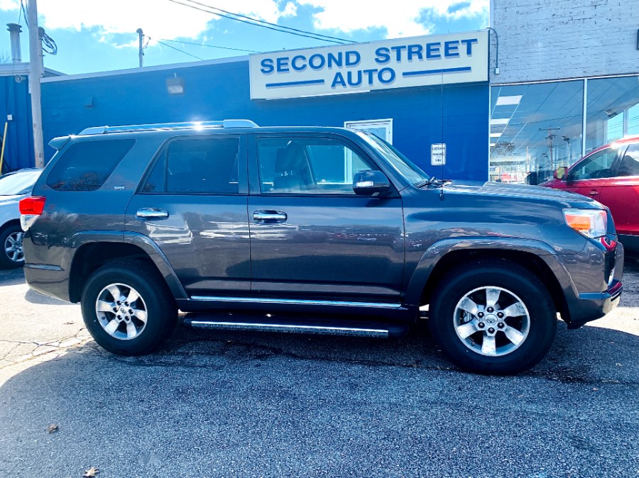 Used Toyota 4Runner 4WD 4dr V6 SR5 (Natl) 2012 | Second Street Auto Sales Inc. Manchester, New Hampshire