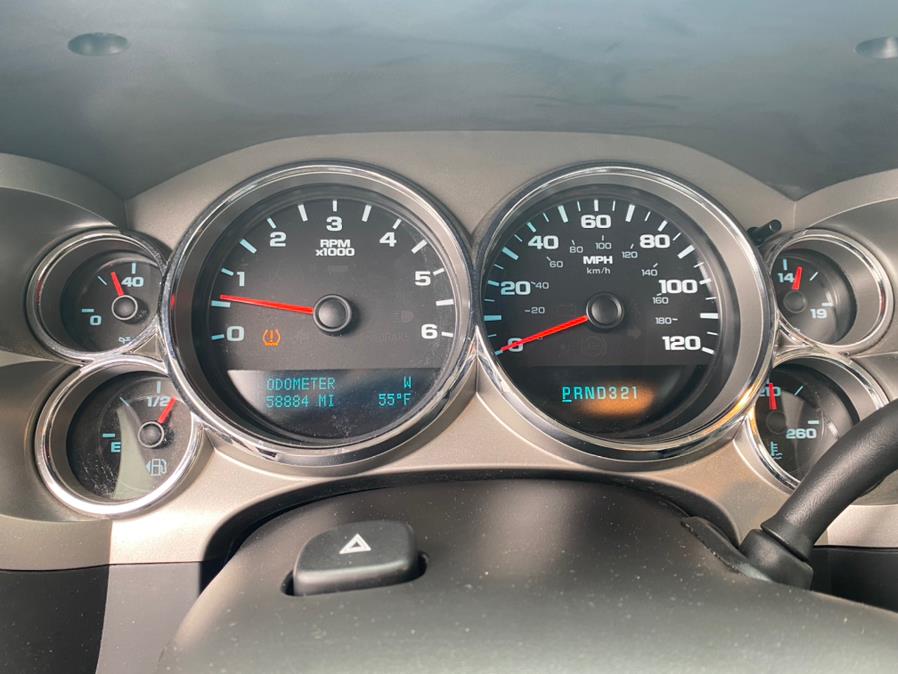 Used Chevrolet Silverado 1500 4WD Ext Cab 143.5" LT 2009 | CT Auto. Bridgeport, Connecticut Used Chevrolet Silverado 1500 4WD Ext Cab 143.5" LT 2009 | CT Auto. Bridgeport, Connecticut
