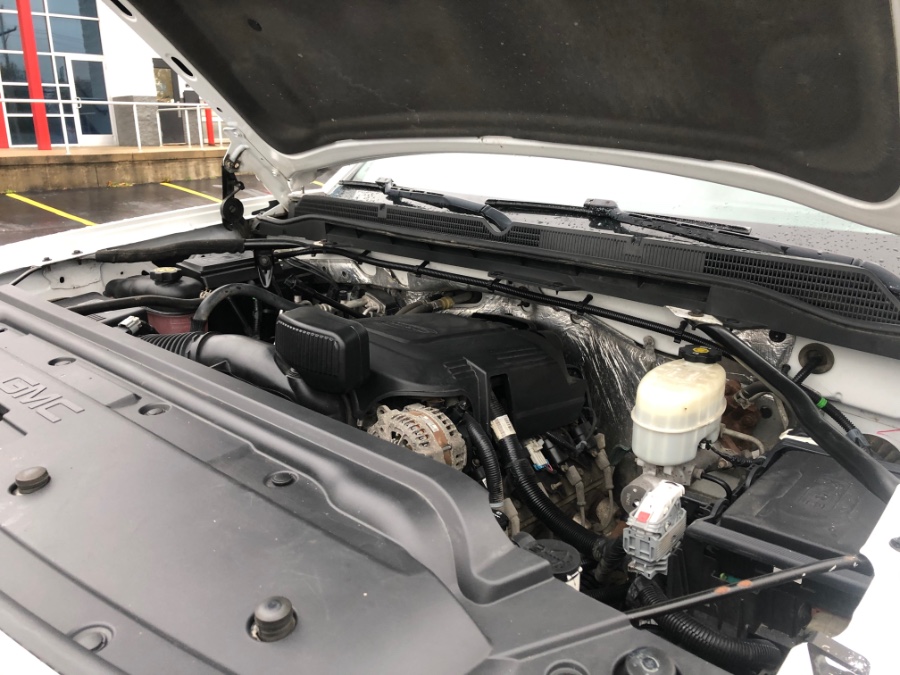 Used GMC Sierra 2500HD 4WD Crew Cab 167.7" 2015 | Marsh Auto Sales LLC. Ortonville, Michigan Used GMC Sierra 2500HD 4WD Crew Cab 167.7" 2015 | Marsh Auto Sales LLC. Ortonville, Michigan