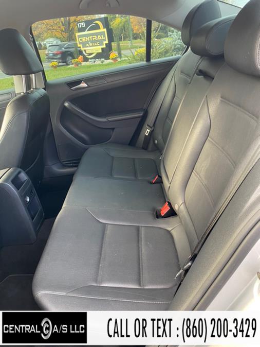 2012 Volkswagen Jetta Sedan 4dr Auto SE PZEV, available for sale in East Windsor, Connecticut | Central A/S LLC. East Windsor, Connecticut 2012 Volkswagen Jetta Sedan 4dr Auto SE PZEV, available for sale in East Windsor, Connecticut | Central A/S LLC. East Windsor, Connecticut