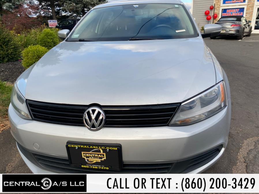 2012 Volkswagen Jetta Sedan 4dr Auto SE PZEV, available for sale in East Windsor, Connecticut | Central A/S LLC. East Windsor, Connecticut 2012 Volkswagen Jetta Sedan 4dr Auto SE PZEV, available for sale in East Windsor, Connecticut | Central A/S LLC. East Windsor, Connecticut