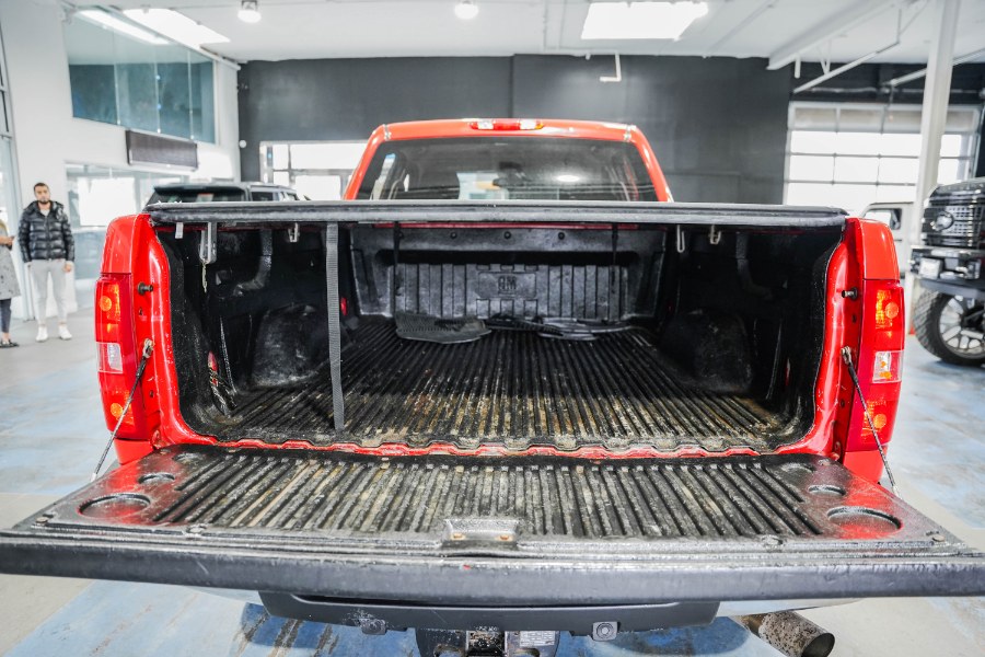 Used Chevrolet Silverado 2500HD 4WD Crew Cab 153.7" LT 2011 | 26 Motors Corp. Bronx, New York Used Chevrolet Silverado 2500HD 4WD Crew Cab 153.7" LT 2011 | 26 Motors Corp. Bronx, New York