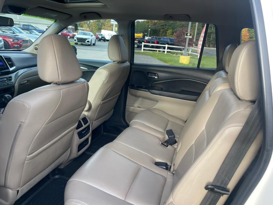 2016 Honda Pilot AWD 4dr EX-L, available for sale in South Windsor, Connecticut | Mike And Tony Auto Sales, Inc. South Windsor, Connecticut 2016 Honda Pilot AWD 4dr EX-L, available for sale in South Windsor, Connecticut | Mike And Tony Auto Sales, Inc. South Windsor, Connecticut