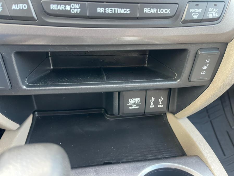 2016 Honda Pilot AWD 4dr EX-L, available for sale in South Windsor, Connecticut | Mike And Tony Auto Sales, Inc. South Windsor, Connecticut 2016 Honda Pilot AWD 4dr EX-L, available for sale in South Windsor, Connecticut | Mike And Tony Auto Sales, Inc. South Windsor, Connecticut