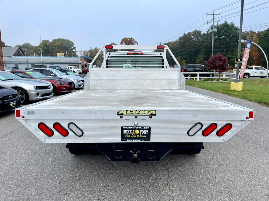 2017 Chevrolet Silverado 3500HD 4WD Reg Cab 137.5" WB, 59.06" CA WT, available for sale in South Windsor, Connecticut | Mike And Tony Auto Sales, Inc. South Windsor, Connecticut 2017 Chevrolet Silverado 3500HD 4WD Reg Cab 137.5" WB, 59.06" CA WT, available for sale in South Windsor, Connecticut | Mike And Tony Auto Sales, Inc. South Windsor, Connecticut