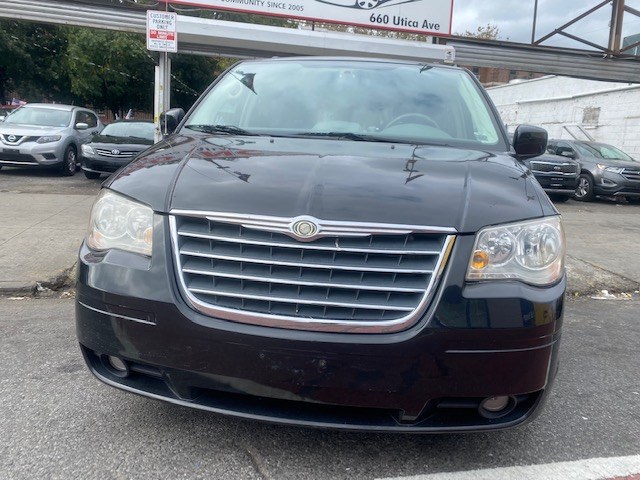 Used Chrysler Town & Country 4dr Wgn Touring 2010 | Wide World Inc. Brooklyn, New York Used Chrysler Town & Country 4dr Wgn Touring 2010 | Wide World Inc. Brooklyn, New York
