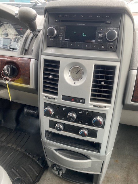 Used Chrysler Town & Country 4dr Wgn Touring 2010 | Wide World Inc. Brooklyn, New York Used Chrysler Town & Country 4dr Wgn Touring 2010 | Wide World Inc. Brooklyn, New York