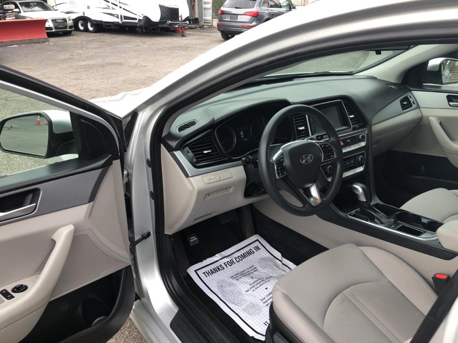 2018 Hyundai Sonata SE 2.4L, available for sale in Irvington , New Jersey | Auto Haus of Irvington Corp. Irvington , New Jersey 2018 Hyundai Sonata SE 2.4L, available for sale in Irvington , New Jersey | Auto Haus of Irvington Corp. Irvington , New Jersey