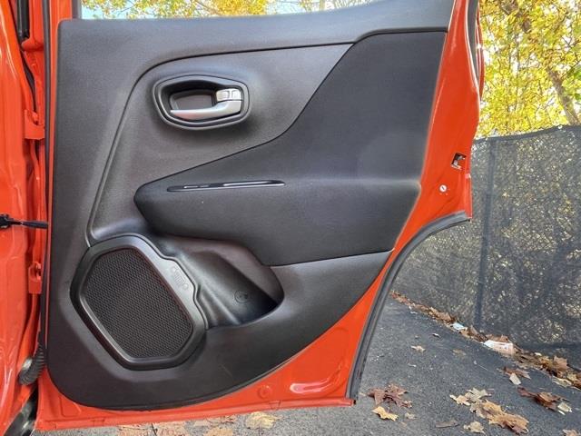 Used Jeep Renegade Latitude 2019 | Blasius Federal Road. Brookfield, Connecticut Used Jeep Renegade Latitude 2019 | Blasius Federal Road. Brookfield, Connecticut