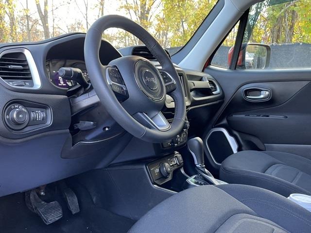 Used Jeep Renegade Latitude 2019 | Blasius Federal Road. Brookfield, Connecticut Used Jeep Renegade Latitude 2019 | Blasius Federal Road. Brookfield, Connecticut