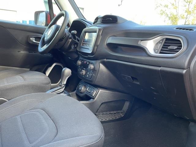 Used Jeep Renegade Latitude 2019 | Blasius Federal Road. Brookfield, Connecticut Used Jeep Renegade Latitude 2019 | Blasius Federal Road. Brookfield, Connecticut