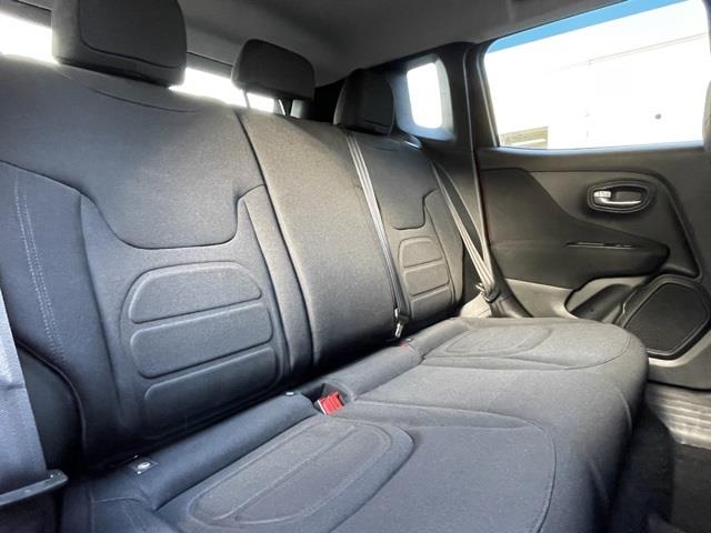Used Jeep Renegade Latitude 2019 | Blasius Federal Road. Brookfield, Connecticut Used Jeep Renegade Latitude 2019 | Blasius Federal Road. Brookfield, Connecticut