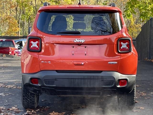 Used Jeep Renegade Latitude 2019 | Blasius Federal Road. Brookfield, Connecticut Used Jeep Renegade Latitude 2019 | Blasius Federal Road. Brookfield, Connecticut
