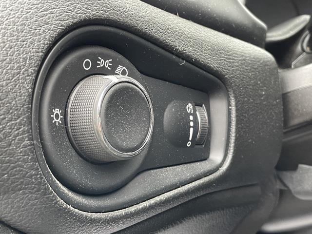 Used Jeep Renegade Sport 2018 | Blasius Federal Road. Brookfield, Connecticut Used Jeep Renegade Sport 2018 | Blasius Federal Road. Brookfield, Connecticut