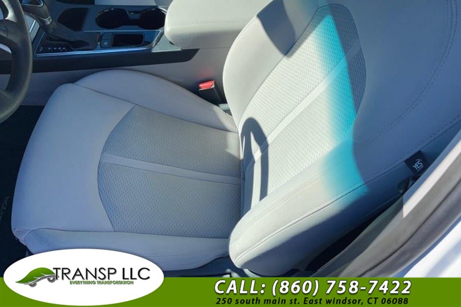 Used Hyundai Sonata 4dr Sdn 2.4L SE 2016 | Trans P LLC. East Windsor, Connecticut Used Hyundai Sonata 4dr Sdn 2.4L SE 2016 | Trans P LLC. East Windsor, Connecticut